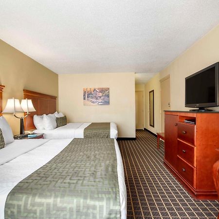 Best Western Plus Bridgeport Inn Exterior foto